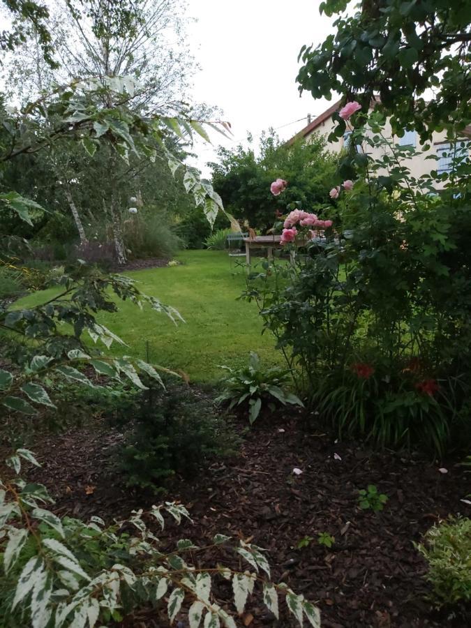 Gite Du Jardin Du Bout Du Ciel Céron Esterno foto